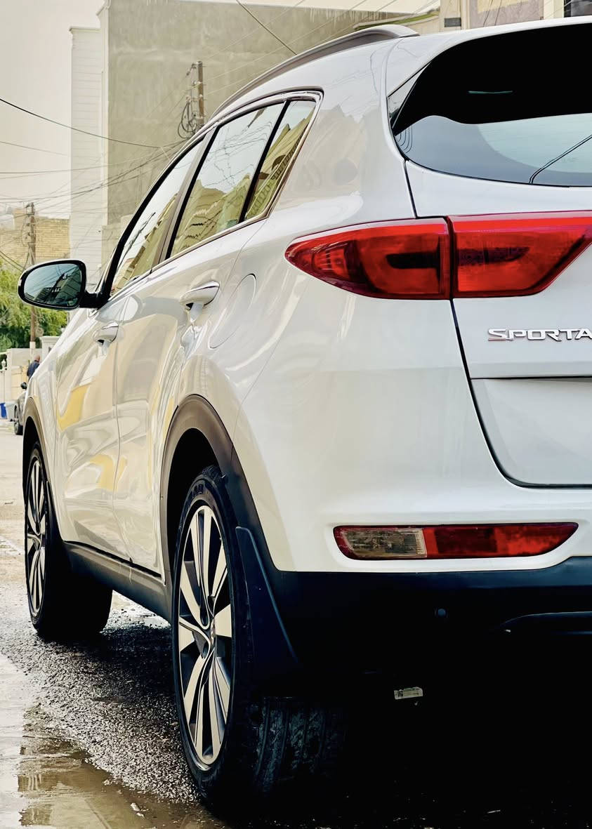 السلام عليكم
كيا سبورتج خليجي موديل ٢٠١٨ كفالة عام من الصبغ والتبديل فقط بارد بسيط سيارة نظيفة من الزيرو ع ايد وحدة سنويه جديدة ماشية ١٠٧ نص فول حساسات كامرة مري شفط داخل حمصي لونين مانع انزلاق ومانع انحدار وهاي المواصفات الباقية مابيهة اي نقص السيارة شغل واطلع
سعرها ١٧٨ وبيهة مجال لجيتك توجيبة بسيطة
مكاني بغداد السيدية
***********
