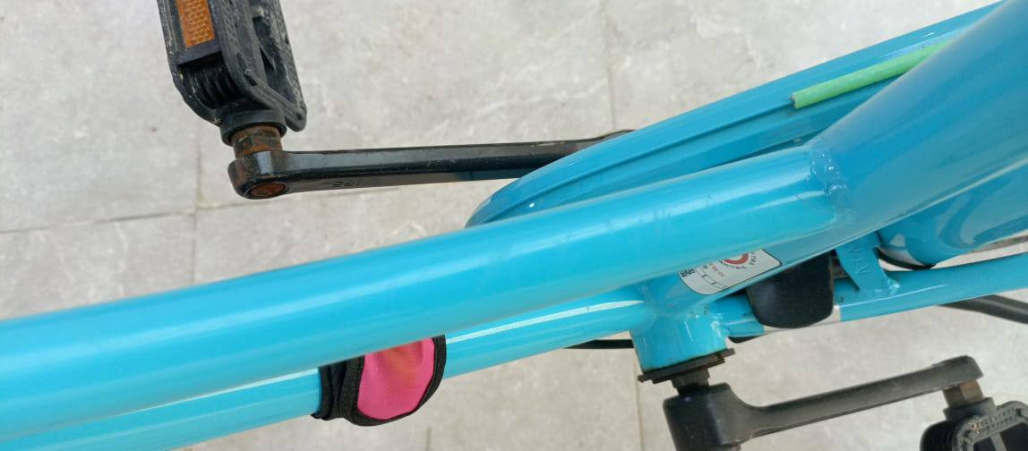 بايسكل سياحي شركة سانتس حجم 26 بايسكل مستخدم قليل رقم الهاتف ***********
