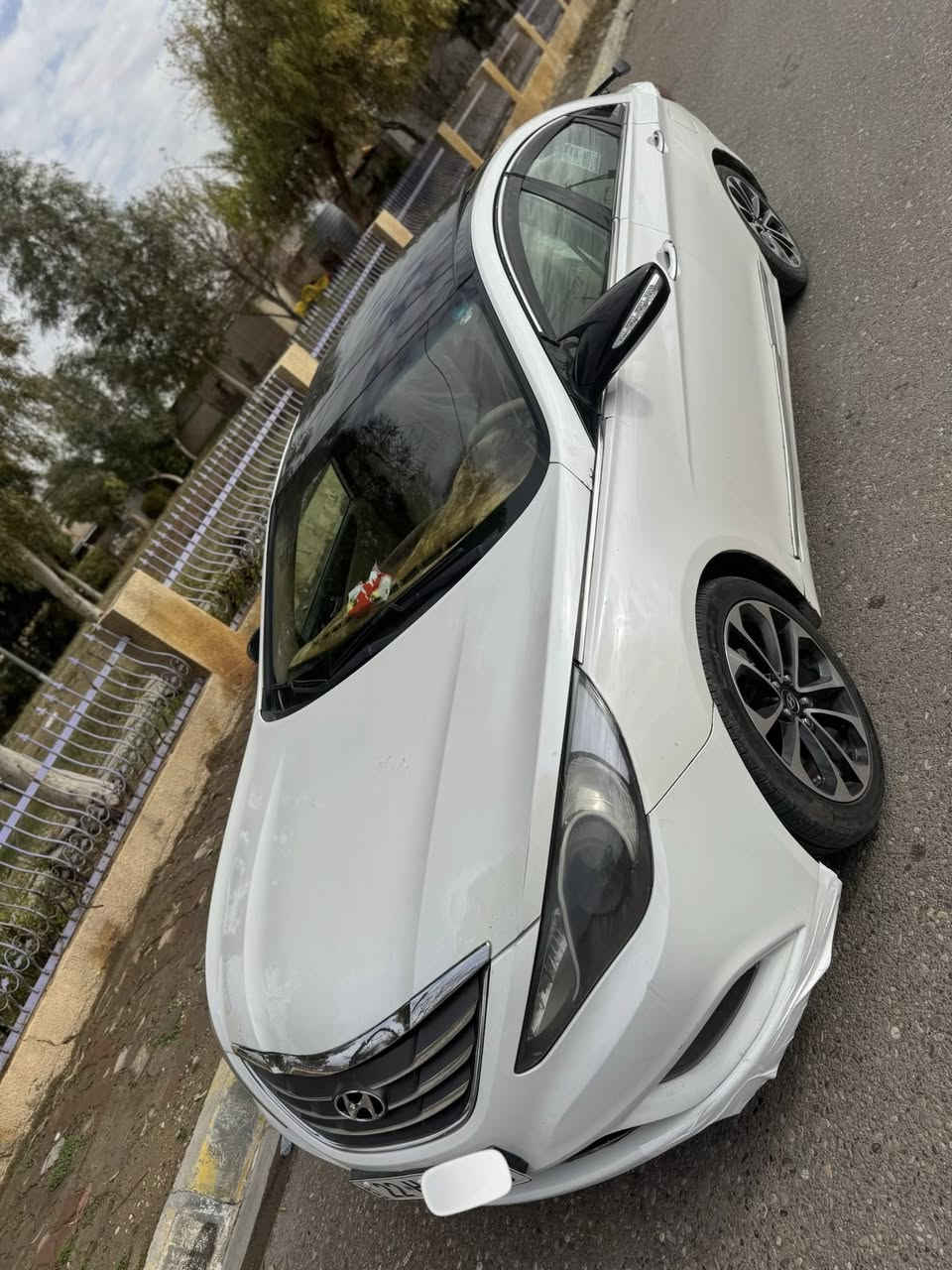 هونداي سوناتا 2011
فول الفول ( مكينة 2400) خليجي كير محرك ما مفتوح بشرط
رقم اربيل دولي جديد 
دفتر بانزين بي 
المواصفات :
2- نظام ترحيب
3- بصمه +بصمة ابواب+بصمة الصندوق
4- بنوراما ثلاث طكات
5- شاشه ابيباد
6- مري شفط
7- حاكيه
8- تبريد بيانو
9- فول تحكم ستيرن جهتين
10- مثبت سرعه
11- حساس خلفي
12- كشنات كهربائية الاماميه 2
13-خزن ميموري وضعيتين للكشنات
14-تبريد وتدفئه الكشنات الاماميه والخلفيه
15- لد امامي
16- حساس اطارات+ بلوتوث Usp3 مخارج
Eco+Normal 18 - وضعيات قياده
19-نظام مانع انزلاقAbs+اضاءة دشبول درجات
20-سستم صوت دمام امامي وخلفي.

سياره بي صبغ 5 بدون دواخل

مكاني كركوك

السعر $104

رقم هاتف
 ( *********** )
