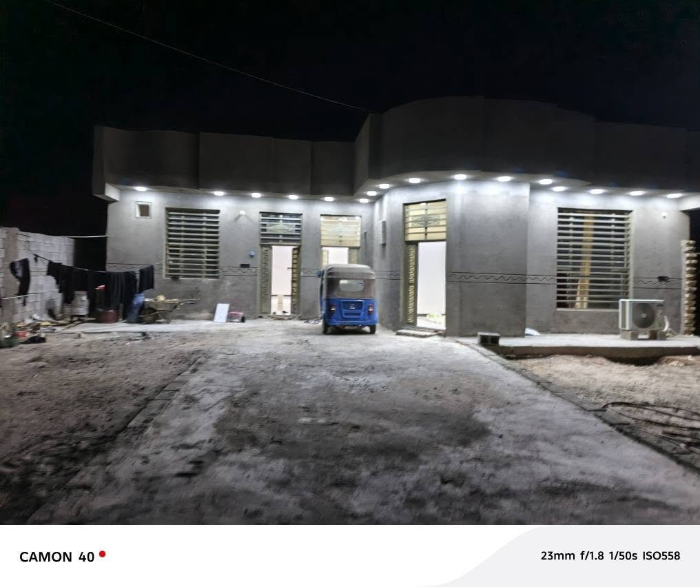 سلام عليكم بيت البيع الطريق المشايه قرب سيطرالعقب بيت بناه حديث كامل الخدملته  المساحه 1000
***********
