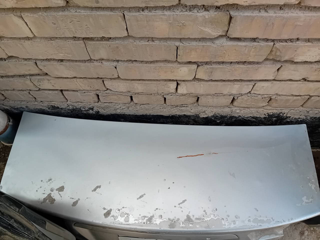 ٤ابواب قافلة بس باب السايق قفل امعوزة  زوج جاملغات وبدنة وبنيد زوج مازدات اصليات وحدة منهن ضهرهن مكسور قبق صندوق الي يحتاج غراض موجودات ٠٧٧٣٥٩٧٥٩٠/***********
