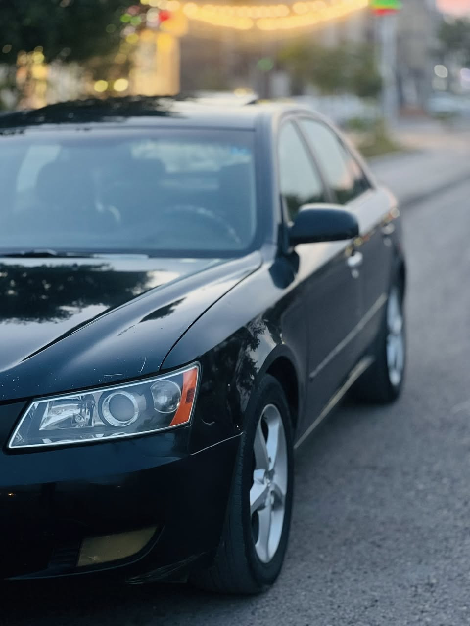 السلام عليكم
هونداي سوناتا 2007 وارد امريكي 

حادث امريكا بس بنيد وبل عراق بيهة طخطخات بيهة مكانات صبغ ونضافة الكشر مبينة كبالكم بل صور 

مكينة 6v-3300 بدون أيـي نقص

فول مواصفات لمتدد

كشنات جلد تدفئة وكهرباء 

تحكمات ستيرن 

فتحة سلايت 

شاشة بلادية 

حساسات 

كامرة دوارة 

داخل اسود جلد 

نضام ايكو وعادي واوتو 

والسيارة جاهزة خير من الله مناقصهة شي 

السعر 90 وبيهة مجال بسيط حك الجية 

مكاني بغداد حي الجهاد الشهداء 

***********
