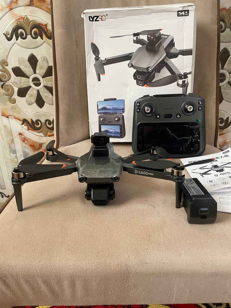 درون L600 برو ماكس
درون عملاقه حجم كبير كسر الكارتون مامستخدم ولامره
جوستك شاشه شحن تايبسي 
مانع تصادم ليزري متحرك
جي بي اس(gbs)
رجوع  تلقائي
دقه الكامره 4k
الارتفاع 300متر
البعد 3كيلو متر
نقل الصور 5G
وقت الطيران 28 دقيقه
تحديد المواقع عبر الاقمار الصناعيهgbs
جديده وكامل ملحقات كارتون+جنطه+مراوح احتياط+عدة وكتلوك وشرط جديده ونضافه100%
السعر 150الف مع التوصيل اليكسر بسعرها احظره الشراي خاص


**إذا كنت صاحب هذا الإعلان وتريد حذفه لأي سبب، رجاءا أرسل رسالة إلى الدعم الفني**