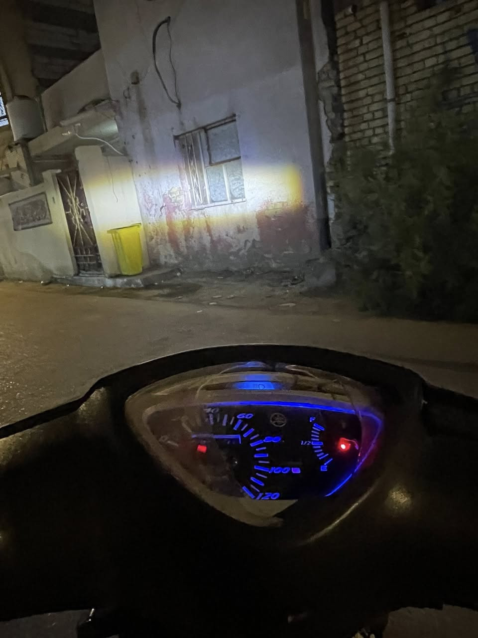 السلام عليكم ماكس عدله مزوده بوشه 55 ⚡️صالصنه رياضي fm 📢 كهربائيات شغاله كلشي شغال هندر و سلف كفرات تجاري مختمه واكو تايوان بيها ضرر بسيط موضح بالصور السعر 700 الف قفل الدراجه مصروف ومتعوب عليها  مكاني بصره نواب الضباط


**إذا كنت صاحب هذا الإعلان وتريد حذفه لأي سبب، رجاءا أرسل رسالة إلى الدعم الفني**