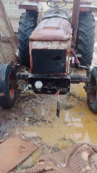 السلام عليكم مكينه عنتر للبيع موديل 83 سعرها 3.500 مكاني ديالى بهرز  للاستفسار اكثر اتصل عل هذا الرقم ***********
