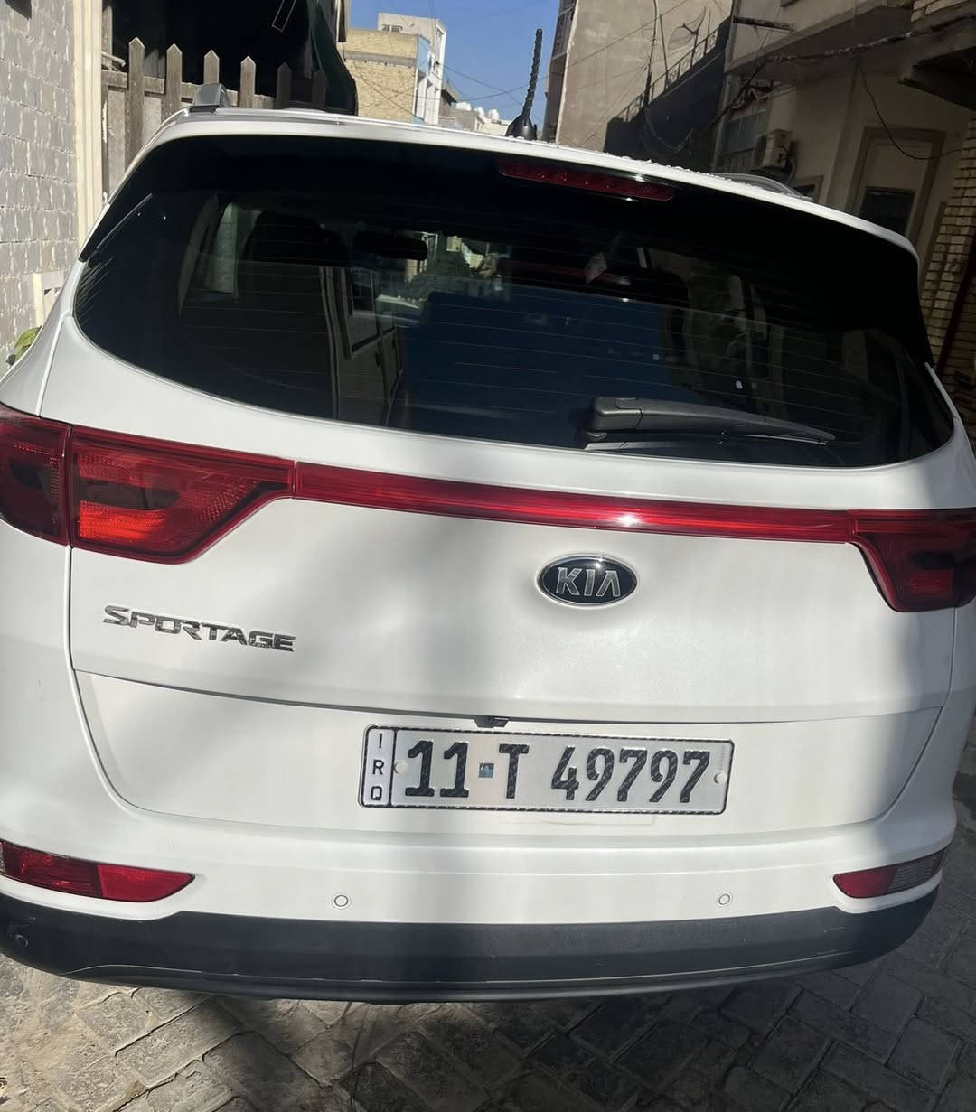 السلام عليكم سبورتج 2018 نص مواصفات خليجي ماشيه 67الف سياره مال بيت بيه بارد موضح بل صوره وشخطين مكحله مكاني الاعظميه  سعر ١٩٠ بيها مجال بيع فقط *********** السياره باسمي   ثاني يوم احولك
