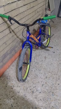 بسكل لبيع كامل مكمل كليش ما ناقصه حجم ١٨ مكان بغداد بلديات سعر ٣٠ رقم ...