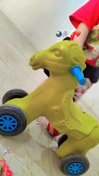 أثاث أطفال • للبيع
