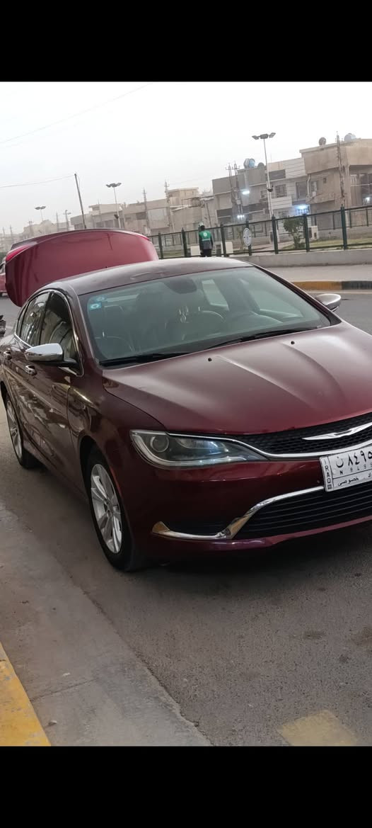 السلام عليكم
سي 200 موديل 16
محرك 2400 
كير ماوس تحكم ستيرن
بدون حادث ضررها واكع شي عالقمارة
الايرباكات كلها سليمه
رقم بغداد سنوية باسمي 
مكان السيارة الدورة الميكانيك
السعر 100 وبيها مجال بسيط
الرقم ***********
