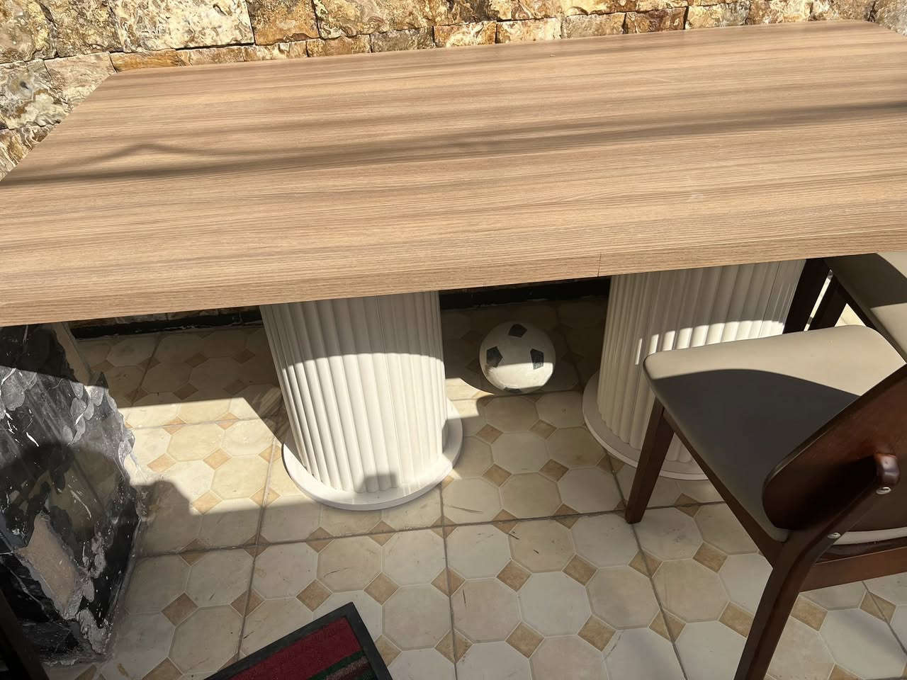 ميز طعام بوهيمي خشب اصلي سر مقاعد نضيف جداً اي شخط مبي رايدي ب ٥٠٠ وبي مجال عنوان حي الحسين مجاور مجمع النسيم السكني للتواصل اتصل ***********
