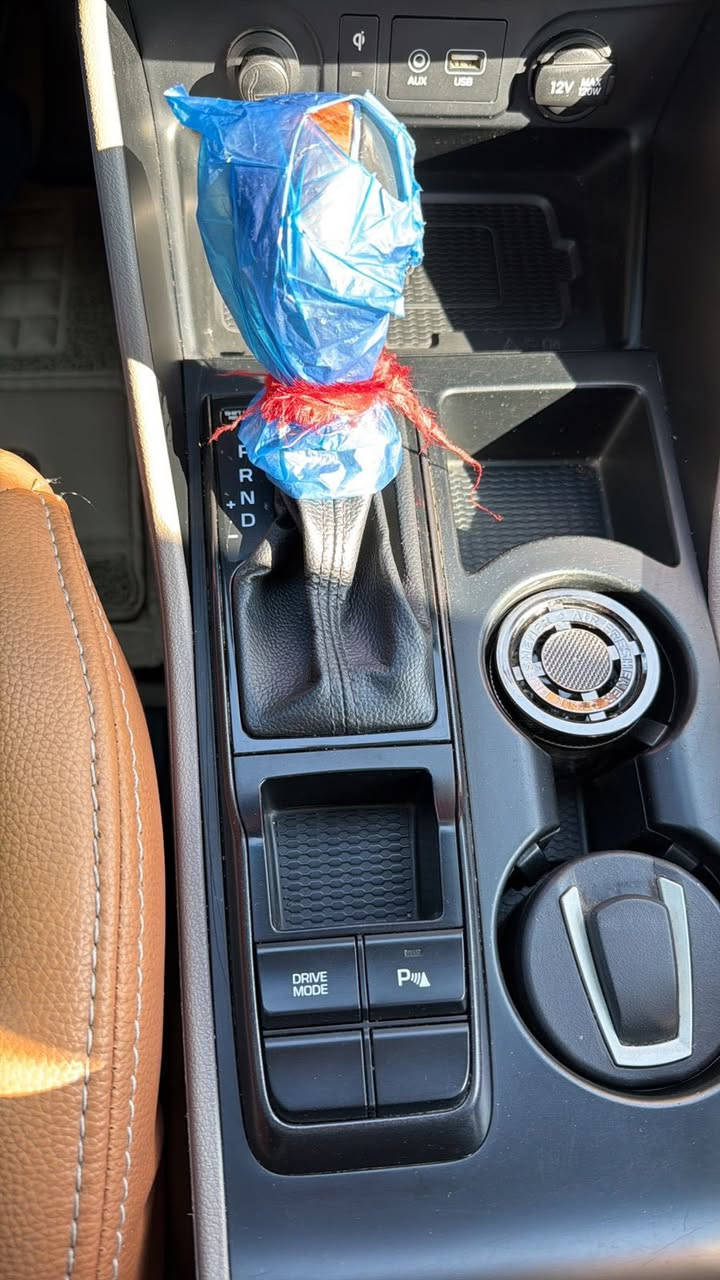 السلام عليكم توسان 2020 خليجي شركه الكاصد الأصلي دبل بصمه  فول مواصفات سياره بسمي رقم إنكليزي  مكفوله كفاله  عامه سونر موجود مكان السيارة بغداد  السعر 227 وبيها مجال  الاستفسار ‭0773 619 6329‬
