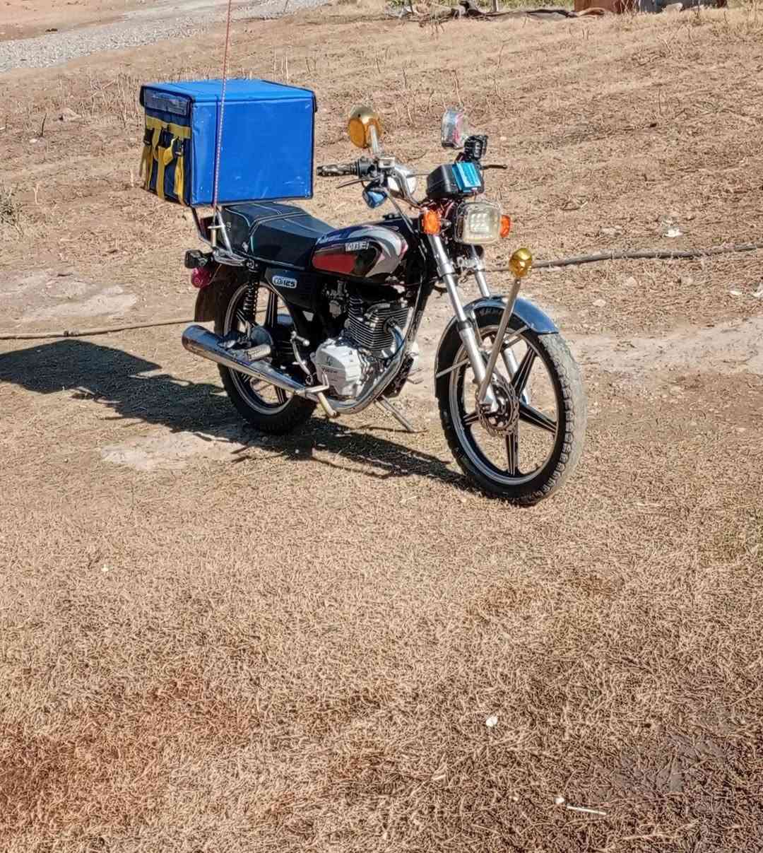 السلام عليكم موتور سعفان للبيع موديل 19 السعر 400 وبي مجال الموتور نظافه فوله***********
