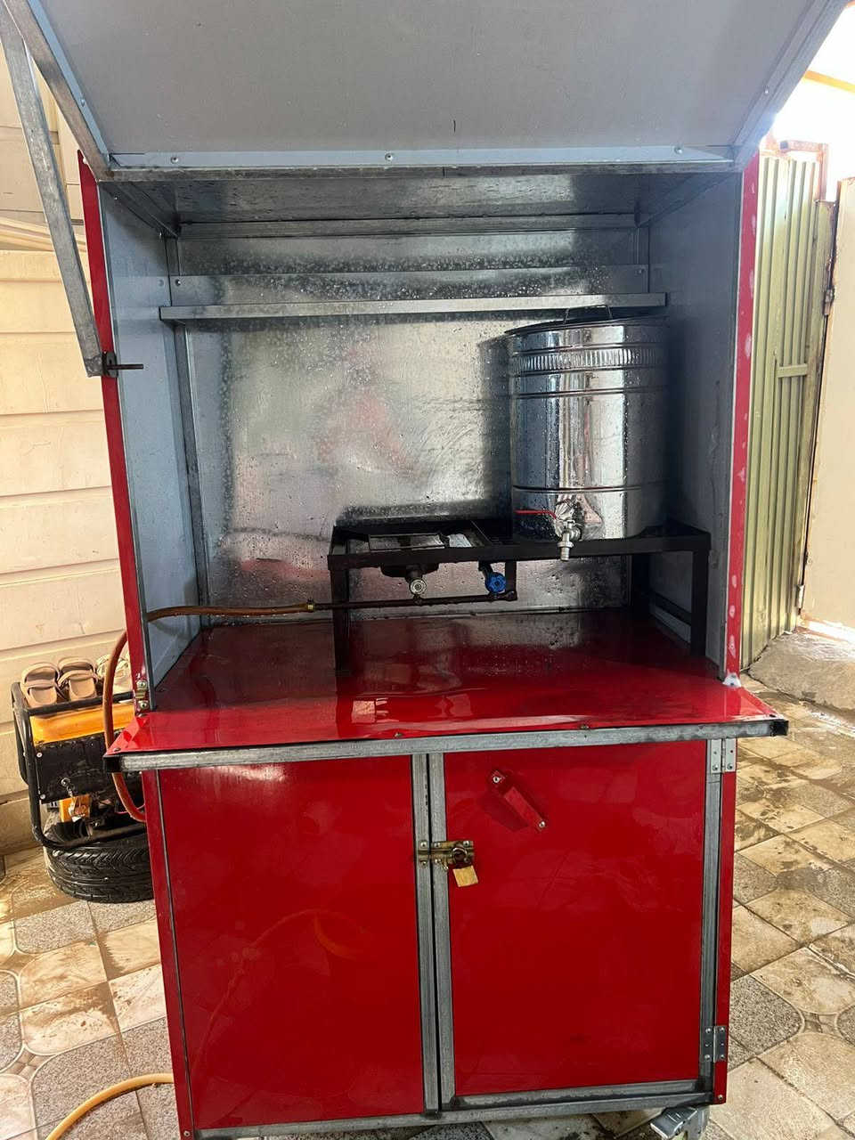 جمبر جاي كامل نضيف وجاهز السعر ١٧٥ *********** للاتصال
