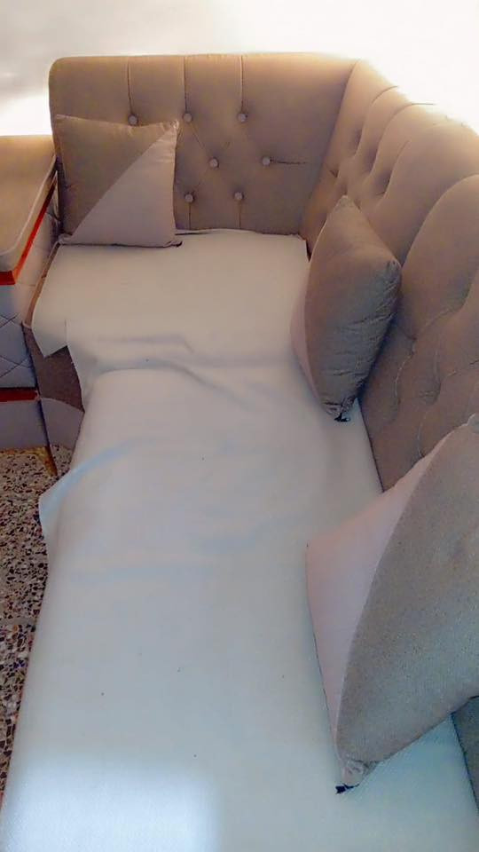 نحن للبيع عشر مقاعد 
لتواصل على الرقم وتساب. ***********
