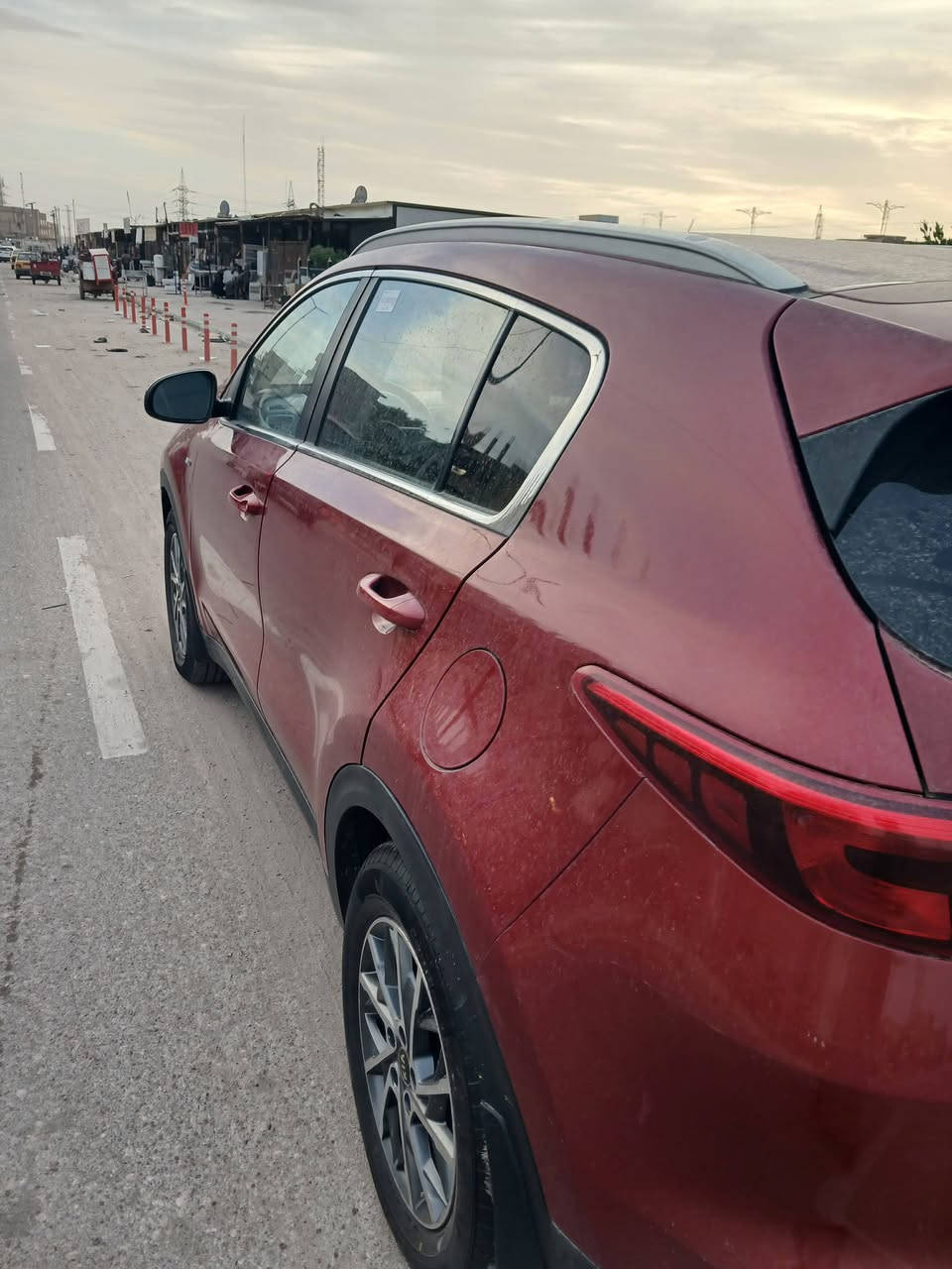 للبيع ومراوس كياء  سبورتج 2019 امريكي سياره جاهزه تخم تاير حداده مكينه2400 ماشيه 100 السعر 140.. عنوان سماوه حي الحكم ..***********
