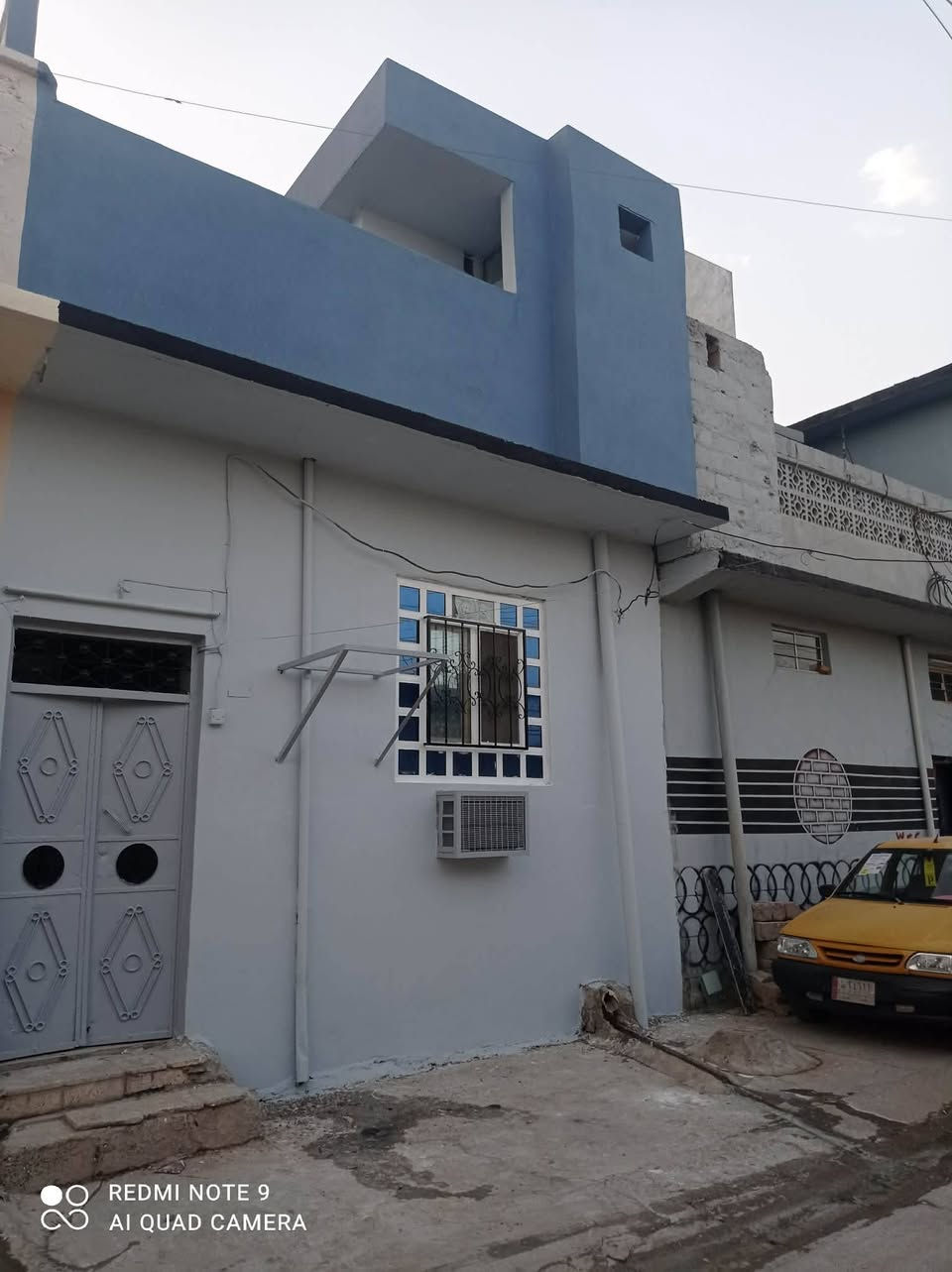 ثقه هوا سر النجاح 💚🏠مستعدون لصبغ الدور ومحلات
ومعالجه رطوبه وعمل جبس مبورد وسقوف ثانويه التواصل
0750717350-*********** وبسعارر مناسبه
