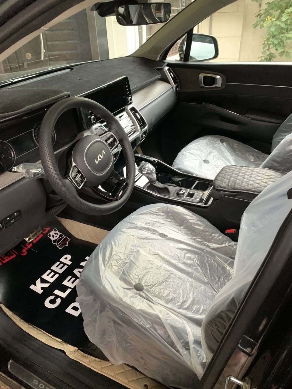 کیا سورينتو.2023
فل مواصفات  VIP كشن منفصل 
 KIA SORENTO 2023 
 
وارد كندي  (كلين تايتل ) مكفولة كفالة عامة من كلشي من دعامية لدعامية حالة الوكالة الزيرو 
محرك 2.5 T.GDI
كير DCT 8 نمر 
فور ويل 4x وضعيات قيادة 

ماشية13,000  
تشغيل عن بعد
بانوراما
فتح الصندوق كهربائي
دوسات أبواب المنيوم !! اريل نفكيتر
حساسات أمامية
حساسات خلفية
حساسات 360 درجة  
لايت زينون + LED كشافات
بك لايت LED
قبضات أبواب من الألمنيوم
دخول بصمة ذكي
ويل 20 اسود كروم 
حساسات ضغط الاطارات
اشارة في المرايا الجانبية
مري كهرباء 
عدد AIR BAG 8 
هاند بريك كهرباء
Apple Carplay شاشة كاميرا دوارة
شفتات ستيرن 
رادار امامي 
توقف ذاتي 
نقطة عمياء 
خروج مسار 
قيادة ذاتية 
كشنات تدفئة +كهرباء 
كشن خلفي منفصل كهرباء +تدفئة 
دشبول وابواب  صاج 
شاحن هاتف Wireless
مخرج منفذ الطاقة
3 قطع تبريد
أوتو هولد Auto Hold
سيارة جديدة جداً 
رقم اربيل جديد  باسمي 
    

للاتصال.   
***********
