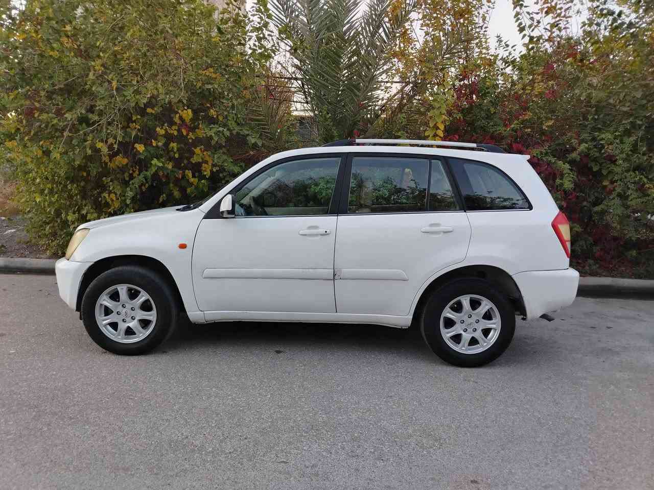 شيري تيكو
الموديل 2012
نينوى سنوية مشروع وطني
شرط التحويل
كابون بانزين
المحرك شرط
الكير اوتوماتيك أبو القفل المرغوب
تبريد شرط ثلج
جامات كهرب 
السيارة كامل مواصفات 
السعر ٥٨ ورقة 
*********** 
***********
