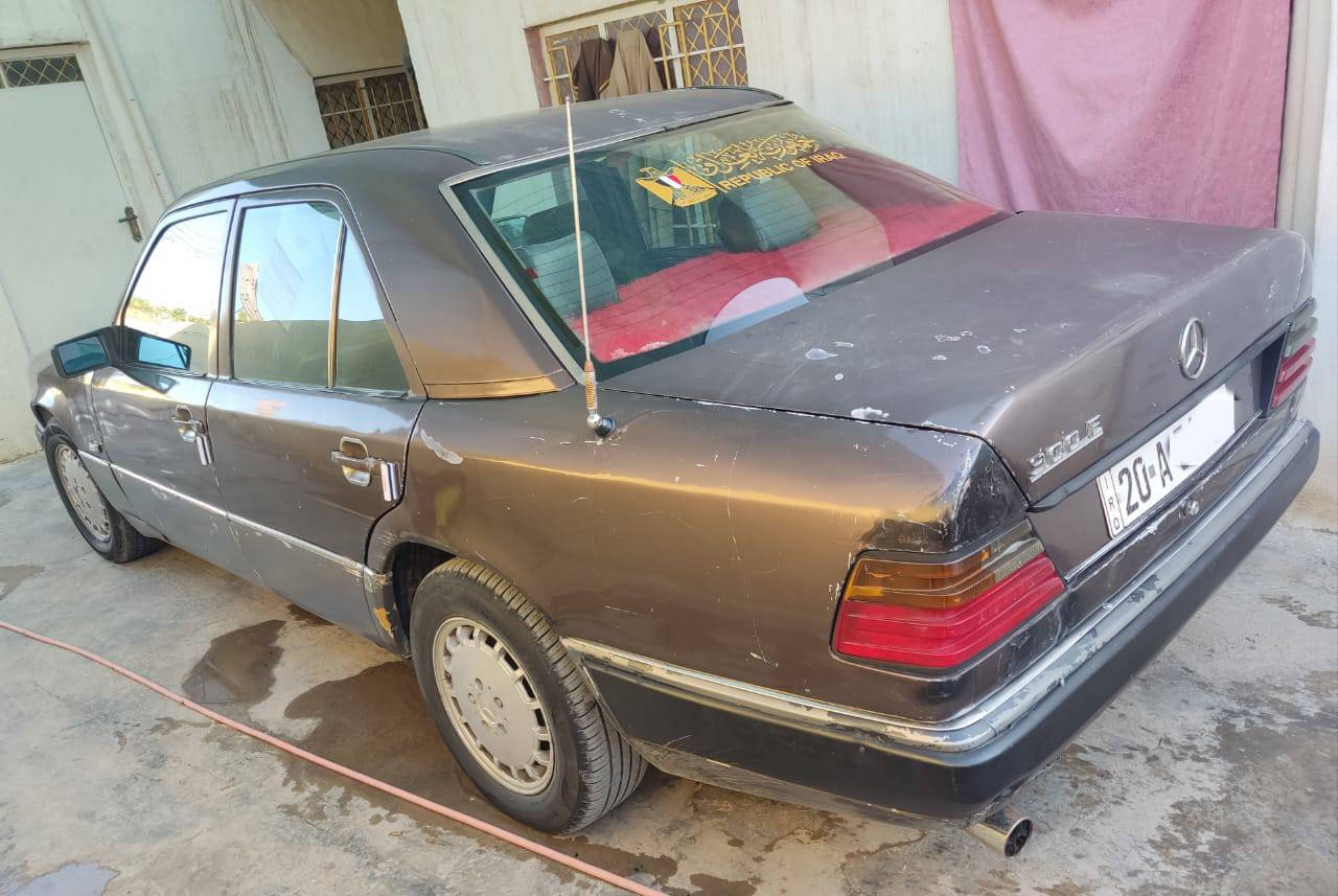 مارسدس دب محرك بطة 2500 ديلكو للبيع او مراوس موديل86 بسمي رقم انكليزي ديالى سنوية 2029 هزه شهر 8 تنتهي تخم تاير جديد 
قواعد مصلحه اثنين امامي صدر خلفي امامي نص عمر
كهربائيات كلهه شغاله باتري جديد السعر 35 بيهه مجال
رقمي ***********
