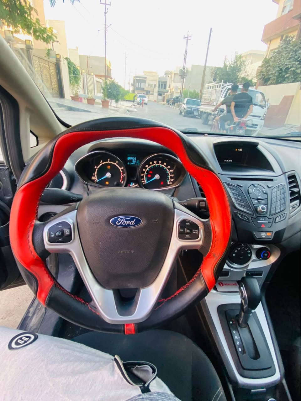 فوردت فيستا 2018 للبيع فقط
محرك 16 
شاشة كاميرا 
بلوتوث تحكم استيرن مثبت سرعة مانع انزلاق بريك abs 
LED داخلي سبع الوان 
تبريد ثلج  سيارة اقتصادي خفيف 
ويل كب 
منفذ شحن و UXP  ومنفذ 12V
كير اوتماتيك وعادي 
سنوي وهزا منتهي 
ضرار/ بونيد و جامرلغ ورا السايق بي معجون شبر 
بي توحيد لون تريشا و باب ورا السايق 
سعرة 79$ وب مجال اشوي 
مكان كركوك 
*********** كركوك, العراق
