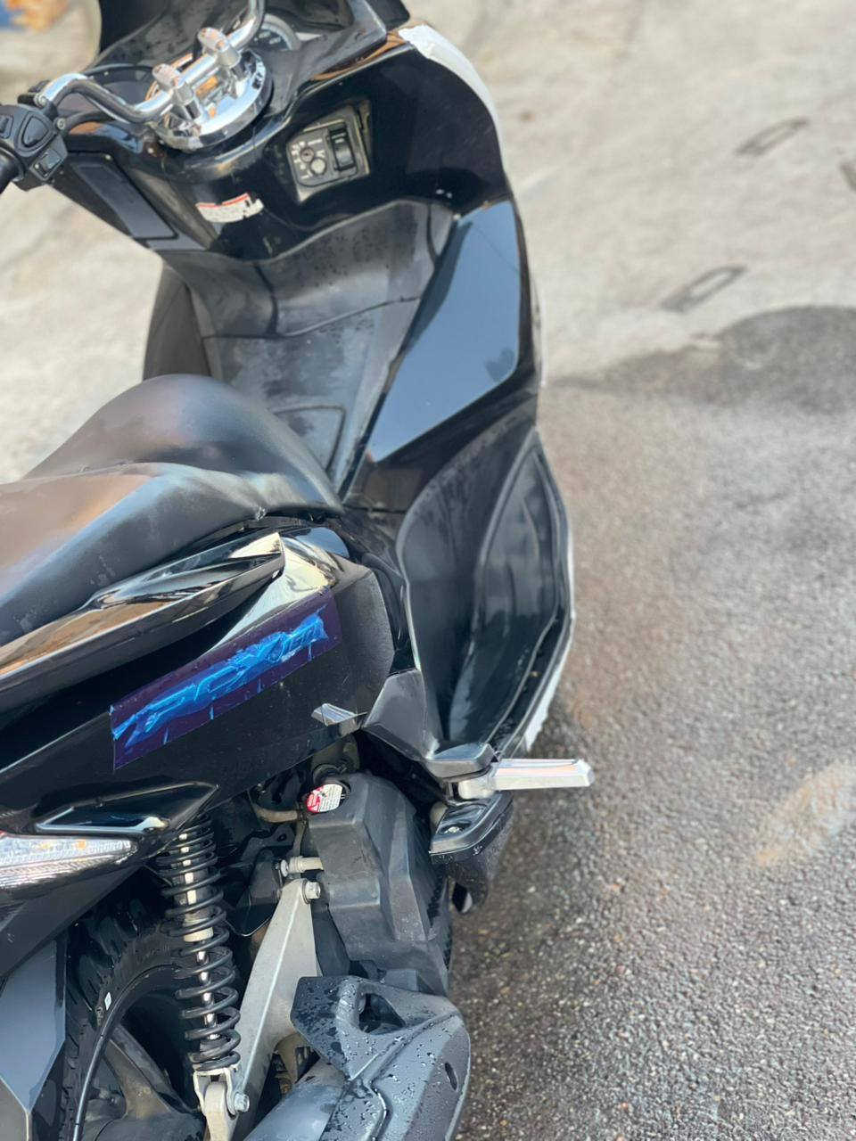 السلام عليكم دراجه. PSXجيل ثاني ياباني حساس زدحام 
مكينه 150  بيه طخات موضحه بتصوير  العنوان المشتل  شارع. لمطبك  رقم *********** بغداد, العراق
