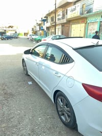 للبيع الانترا ٢٠١٨ فول بصمه فتحة سقف بجم كبس ضررها موجود بل صوره مبدل ...