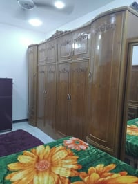 متوفر غرفه نوم صاج مستعمله للبيع وبيه ضرر بسيط للاستفسار الاتصال علئ ه...