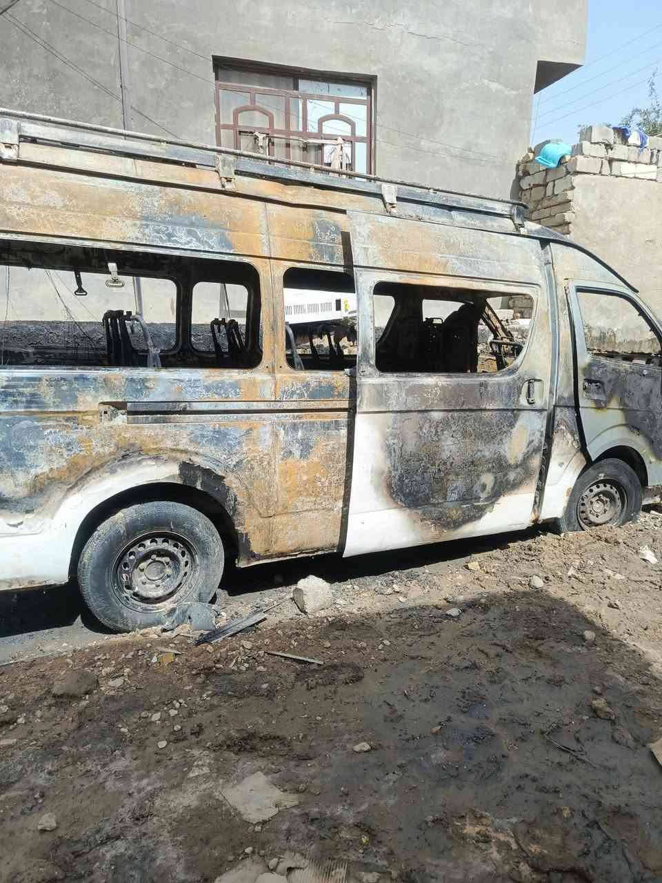 سلام عليكم جنبيH2 للبيع موديل 15  محتركه ابيع علا وضعها رقمها كربلاء بسمنه سنويه موجوده لل28  سعر 45 وبيها مجال عنواني بابل نادر ثالثه رقم لهاتف ***********  ‏‪***********
