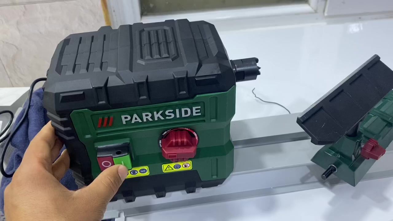 السلام عليكم جراخه خشب بارك سايد غير مستعمله السعر ٨٠الف مع التوصيل


**إذا كنت صاحب هذا الإعلان وتريد حذفه لأي سبب، رجاءا أرسل رسالة إلى الدعم الفني**