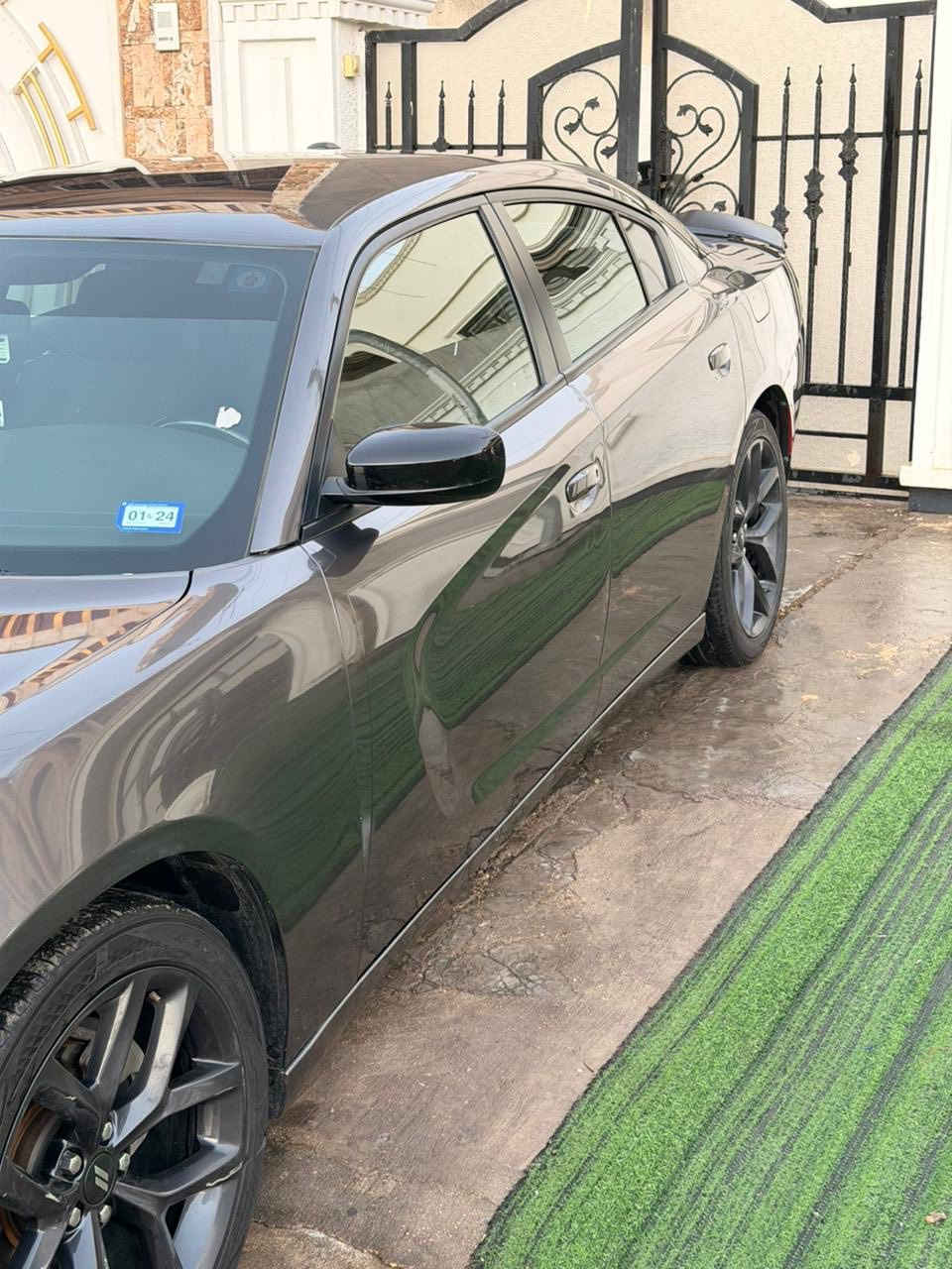 سلام عليكم جارجر مديل 21 وارد أمريكي محرك ستة سلندر 3600 فئة سيارة اكستي سيارة بدون حادث كلين فقط فتح جاملغ امامي سيارة  شواصي ايرباكات سليمة بدون لاصبغ ولة بارد 40 ميل سيارة رقم بغداد بسمي مكان سيدية سعر 223 رقم هاتفي ***********
