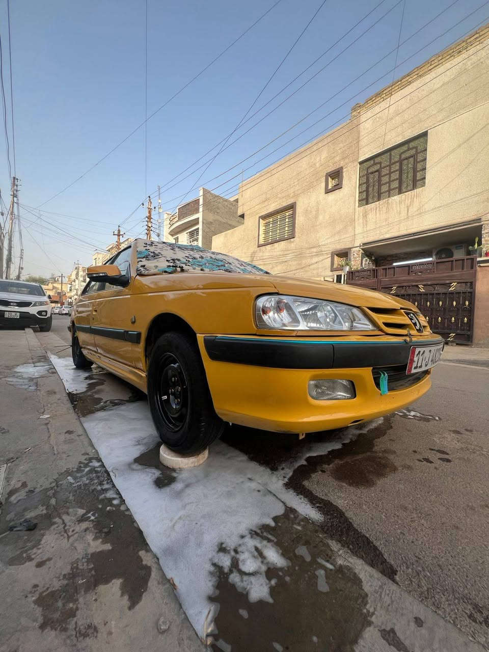 سلام وعليكم بيجو بارص مديل ٢٠١٥ ب اسمي رقم انكليزي جاهزه من كلشي تدفئه تبريد صدر دوشمه
سستم صوت سنتر لوك كهربائيات كلهه جاهزه كبل للشارع 
مكاني-بغداد-البياع-تقاطع-درويش 
رقمي ***********
السعر ٣٨وبيهه مجال للشراي
ملاحضه بيهه ٣قطع صبغ
