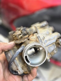 كربريتر • فراشة • قطع غيار