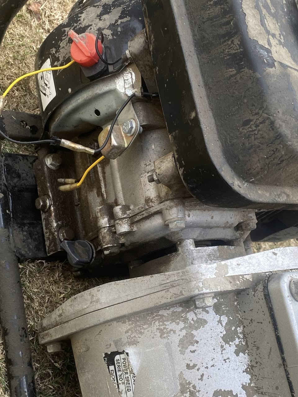 السلام عليكم
روبن للبيع ٣انج المحرك جديد ما بي تنقيص شغال فقط يحتاج كابريتر فقط السعر ٦٠ الف مكاني الطارميه شارع السكلات ***********
