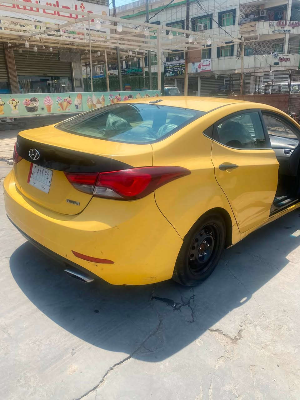 سلام عليكم سياره انترا موديل ٢٠١٤كامل موصفات حادثها غرق أمريكي ستفسار على عاده رقم ***********
