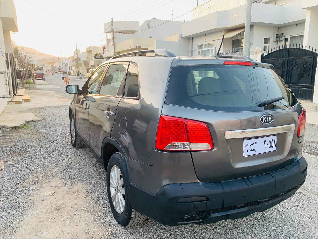 كيا سورينتو خوديل ٢٠١١ گيرو مه كينه شه ش پستون  به شه رت  بى ته قه و ره قه يه سه ياره كى زور باكو بى كيشه يه  ئارم دهوكه به س ئارمه كه ى ون بوه استنساخى له كه له به شه رتى ارم و اوليات  مواسه فات امريكيه كامل پيش زينون سه ياره كه بوياخ عامه له سه ر ساغى پشت و پيشى كه پسه  سو ريز كوشنه  نرخى  ٦٨ گه لاو معامه له ***********
*********** رانية, السليمانية
