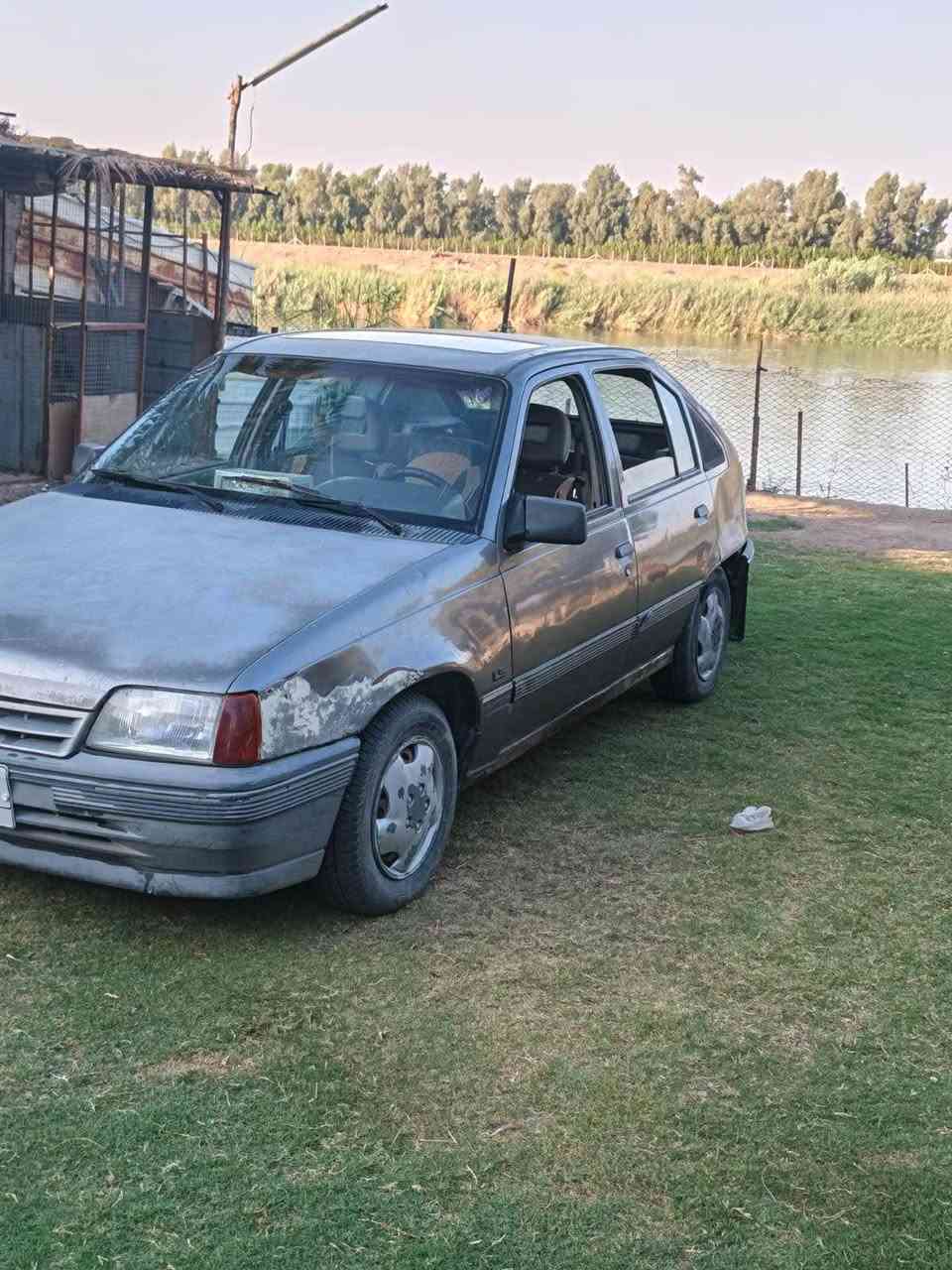 السياره ع وضع البلاد كير مكينه البلاد بأسمي سنويه ل ٢٧ شاصيها مامطخوخ والكشر بس الهلالات مال خياس وقديم 
السياره مال جناي مكانها بغداد السعر ٢٣ وبيها مجال ***********/ خط + واتساب بغداد, العراق
