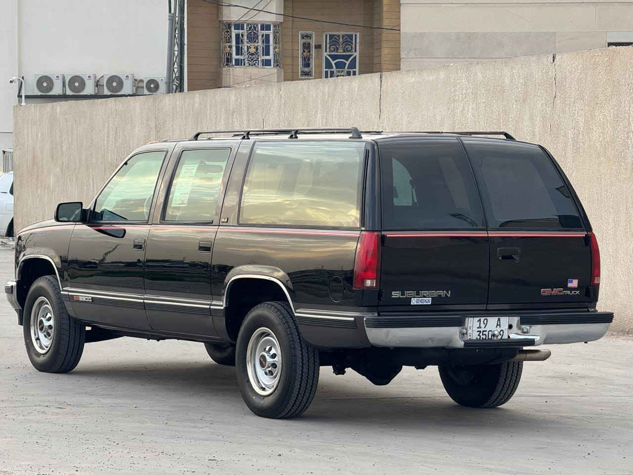 السلام عليكم بهبهاني موديل 94 رقم كربلاء الجديد بأسمي مكان السياره بصره كير ومكينه وحداده كله تمام تخم تاير جديد السياره نضيفه وجديده ***********
