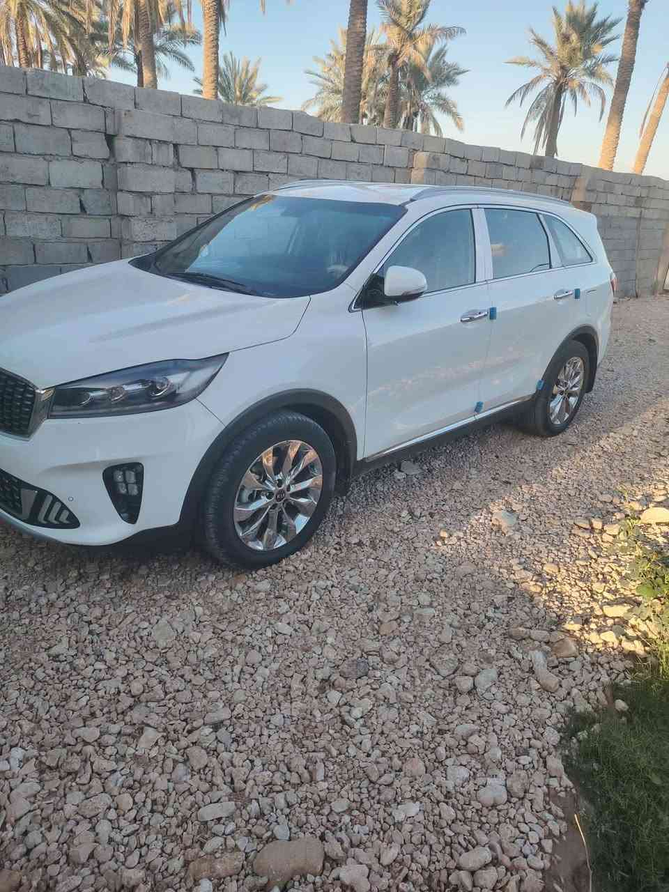 سورنتو ٢٠٢٠ خليجي كفاله عامة للبيع السعر المطلوب ٢٤٥ وبيها مجال حك الجية للإستفسار الاتصال علا الرقم *********** مكلف بلنشر
