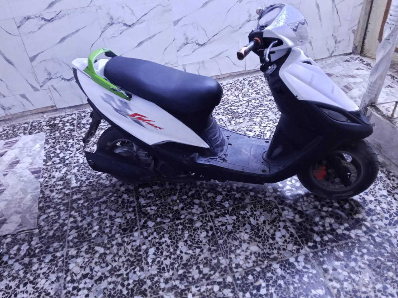 ماكس 140نضيفه كلش الدراجه نكره سلف نكره هندر كهربائياتهة كله شغاله دبل اشاره اشتاير يمنه ويسره هورن باتري جديد لايت ثلجي ومال ضباب الدراجه الله شاهد تاخذهة تترحملي مال بيت سبب البيع محتاج فلوس والله السعر 350 المكان بغداد شعب ***********
