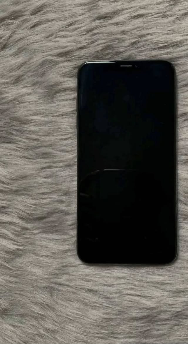 ايفون xsmax. ذاكره 256. جهاز حيل نضيف بطاريه  ١٠٠اصليه  شاشه مال تفصيخ من جهاز لجهاز   بيع او مراوس


**إذا كنت صاحب هذا الإعلان وتريد حذفه لأي سبب، رجاءا أرسل رسالة إلى الدعم الفني**