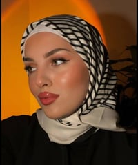 شاربات حرير • ٩٠×٩٠ • تخفيض