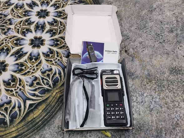 📢 للبيع جهاز لاسلكي Baofeng أصلي

🔹 النوع: جهاز لاسلكي Baofeng
🔹 الحالة: نظيف جداً / شغال 100%
🔹 المدى: يستقبل ويرسل لمسافة جيدة
🔹 البطارية: قوية وتشحن طبيعي
🔹 الملحقات: الجهاز + الأنتين
🔹 مناسب لـ: الحراسة، الشركات، الرحلات، الاستخدام اليومي

💰 السعر: { 25 وبي مجال بسيط}

📍 المكان: {ميسان}

📞 للتواصل واتساب / اتصال: {***********} عمارة
