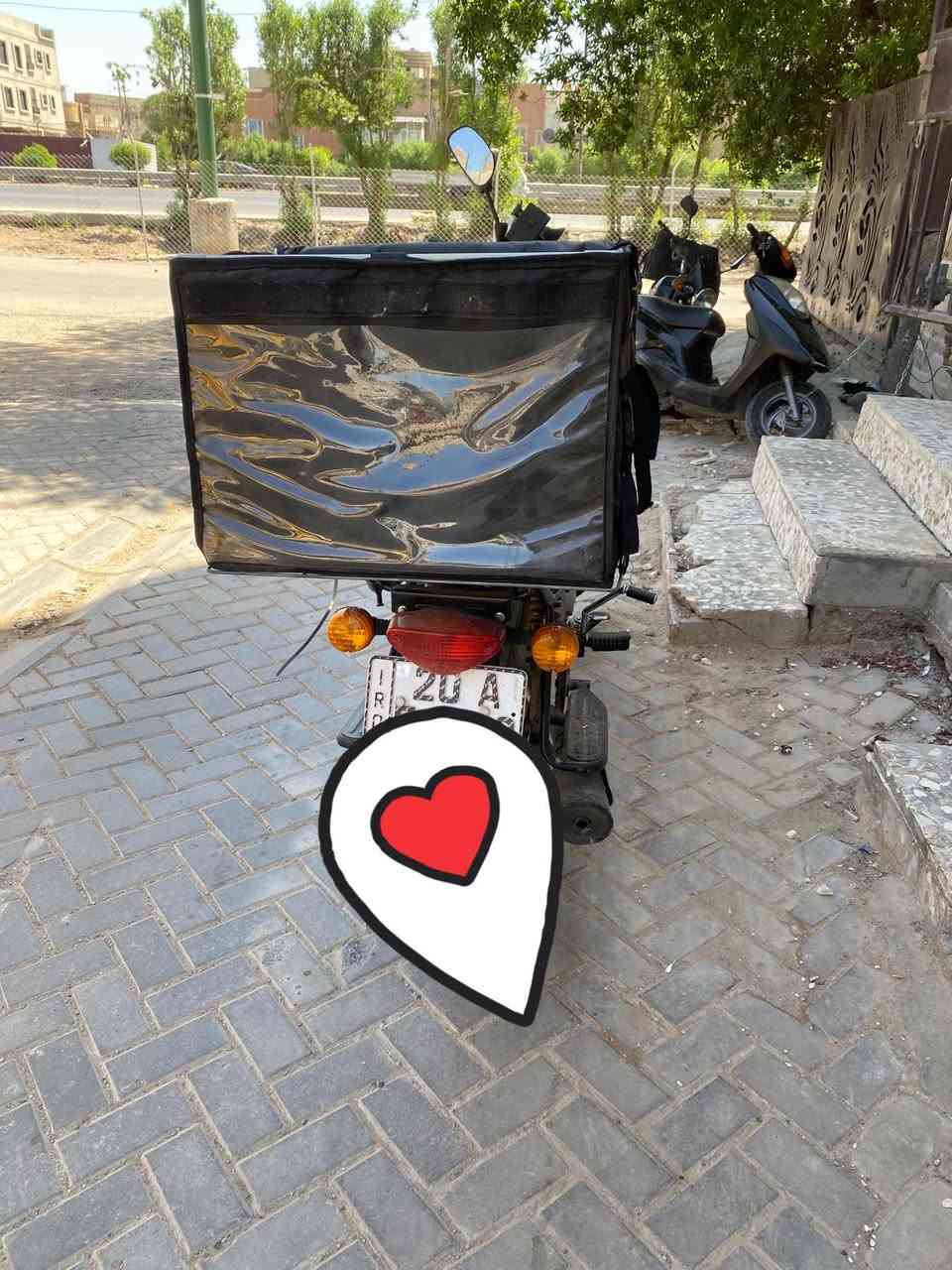 سلام عليكم بوكسر للبيع مرقمه كامله مكمله لواحة وسنويه نكليزي طالعه ب ٢٢ السعر مليون و ٦٠٠ بغداد 

+964 772 790 0827
