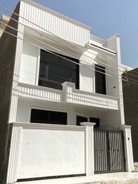 دار للبيع 🏘️مساحه 100 متر طابقين واجهه 6 وربع ونزال 16 يحتوي على 3 غرف...
