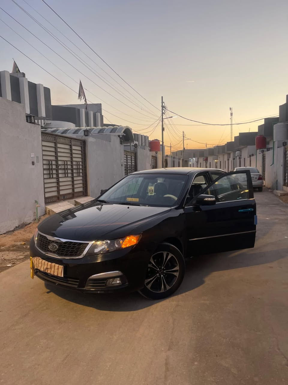 سلام عليكم وبتيمه مديل 2010 ادوات مكفوله مكينه وكير وداديه تبريد ثلج حساسات سياره بصمه كشتنات كهربايه تحكم ستيرن متومه شمالي طبق الصل رقم نكليزي سياره جديده سعر ٤٥ وبيهه مجال العنوان البصره رقم الهاتف *********** واتساب موجود
