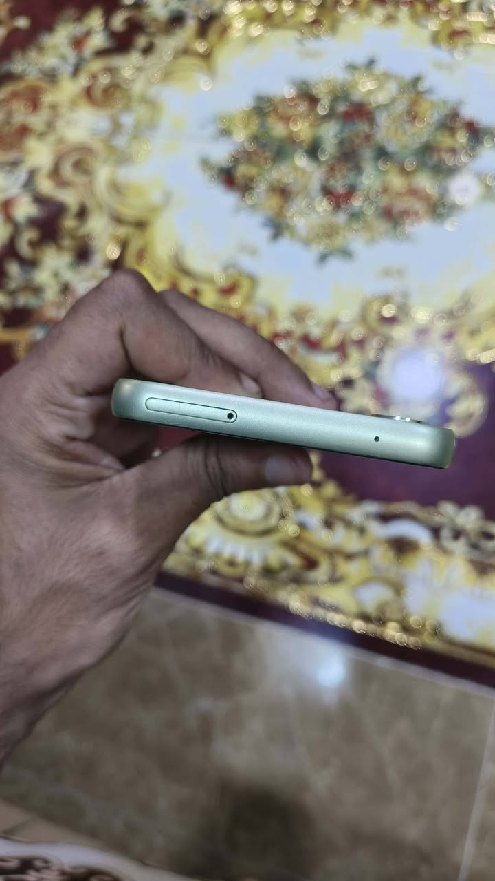 السلام عليكم متاح جهاز اي 34 فايف جي
الانسخه الاصليه ذاكره 128 / رام 8 / معالج 1080/ كامره عالميه صوت ستريو دبل سماعه / دبل سيم كرت ملاحضه جهاز مراوس ب ايفون شعندك نزل بيع مابيع


**إذا كنت صاحب هذا الإعلان وتريد حذفه لأي سبب، رجاءا أرسل رسالة إلى الدعم الفني**
