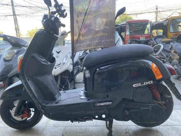 السلام عليكم بوليس كابريتر رمبه 4اشهر صارله جديده كفرات بلادي مكينه ما ملعوب براغيه السعر 850 مكان بلديات ***********
