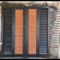 باب • عرض ١٫٩م • ارتفاع ٢م