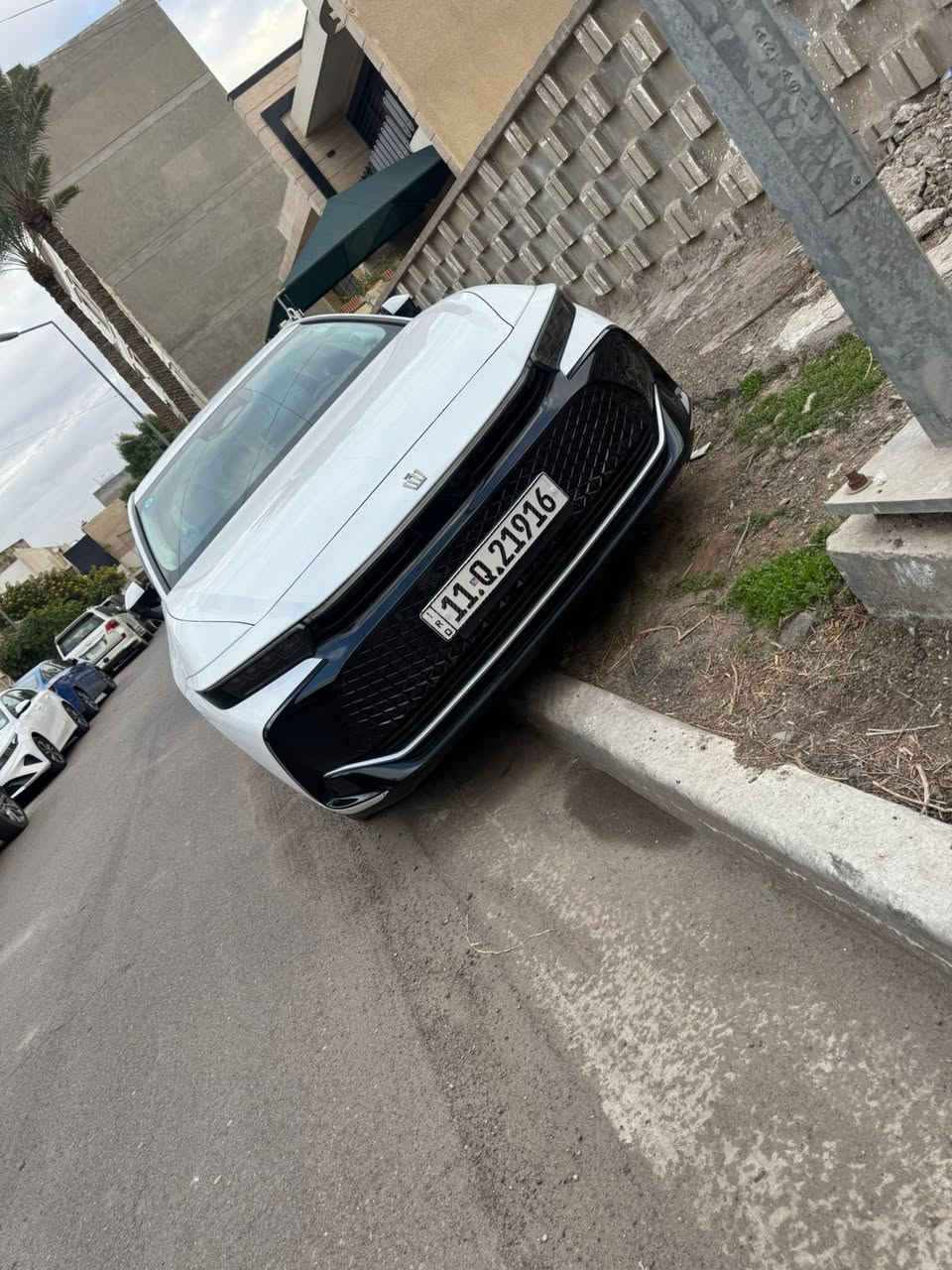 سلام عليكم ( مكلف نشر فقط رقم اتصل)
كراون ٢٠٢٥ وارد عبد اللطيف فئة بريميوم شاشة جبيرة سعودي 

ضمان شركة الساجي السيارة دهن وفلاتر وغسل عليهم كارت موجود

ماشية ٨٠٠٠ سيارة جديدة بمعنى الكلمة حتى شخوط غسل مابيه شامبو خاص الولد يستخدم 

سعر ٥٥ مليون وبي مجال بسيط مكان سيارة بغداد الحارثية

0772 864 6658
