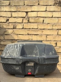 للبيع جنطه سلفر ونج جديده امانه الله استعمال كلش قليل وضميتها اتواصل 0...